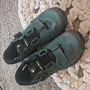 Pearl Izumi MTB shoes sz 40